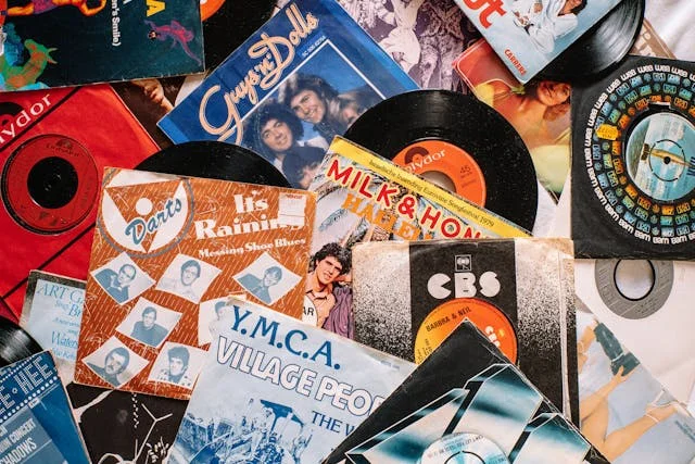 All about 90's music